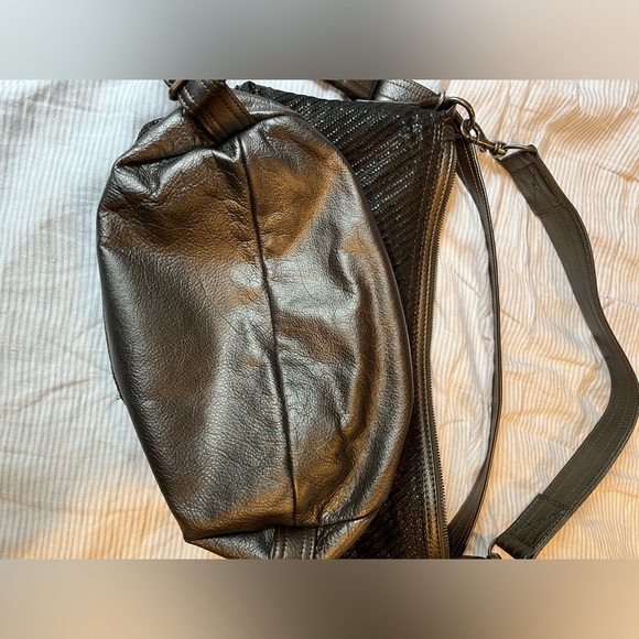 Rough and Tumble Lg Chainmail Hobo Pewter w Kate Spade Swirl Lining - Picture 2 of 4